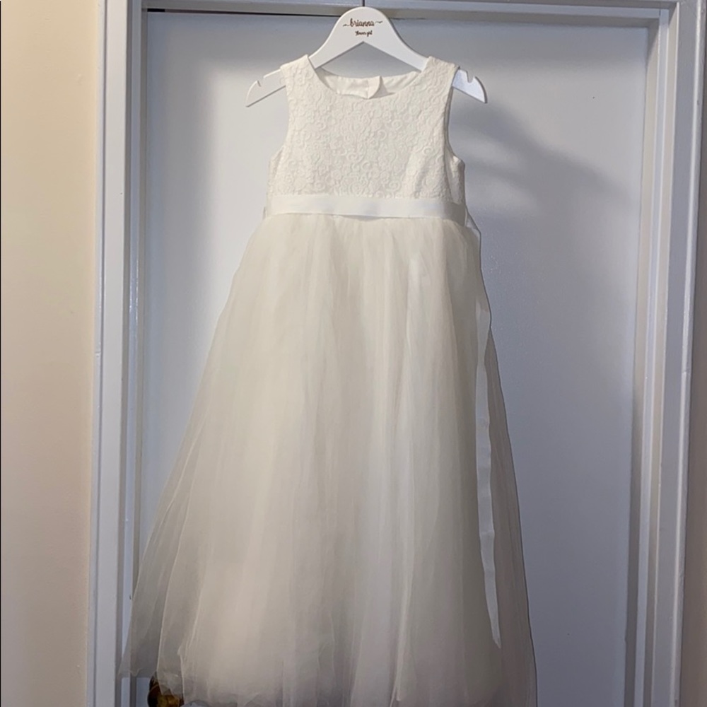 David’s Bridal Flower Girl Dress. Size 5